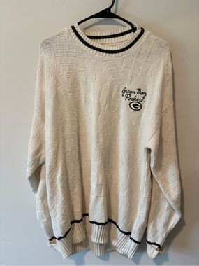 Lee Green Bay Packers Cream Crewneck Sweater with Black Trim